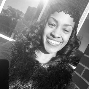 Meet your Posher, Justina